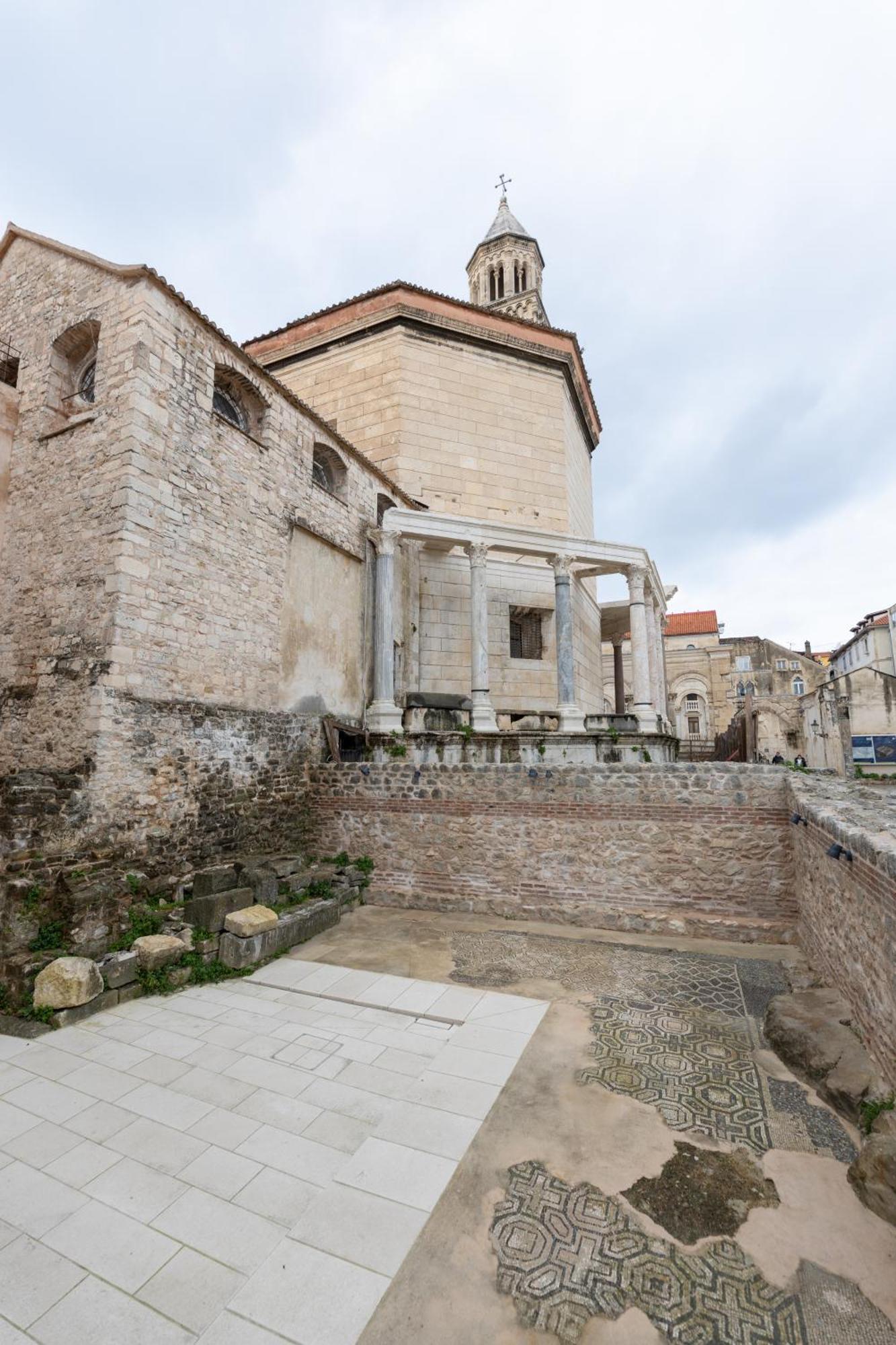 Lena'S Room In Roman Palace Σπλιτ Εξωτερικό φωτογραφία